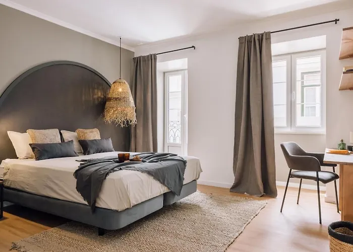 Tadara - 3 Bedrooms In Santo Antonio Lisboa